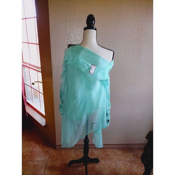 4@30.00 or 20.00 Ladies Blouse by KHUDA BAKSH - Picture 2 of 14